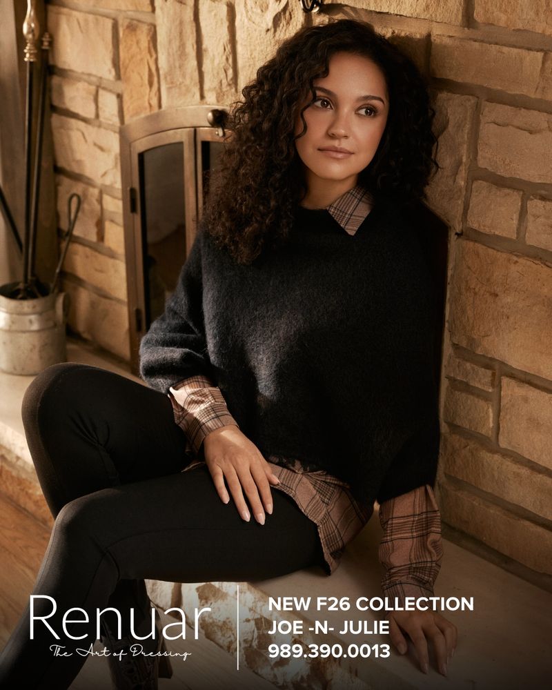 Renuar — charcoal sweater with plaid shirt layer